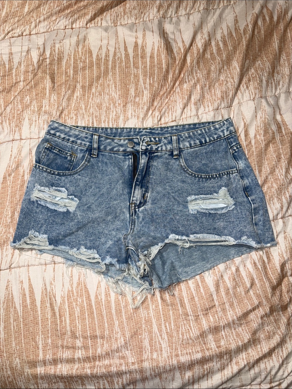 SHEIN Light Blue Distressed High-Waist Denim Shorts